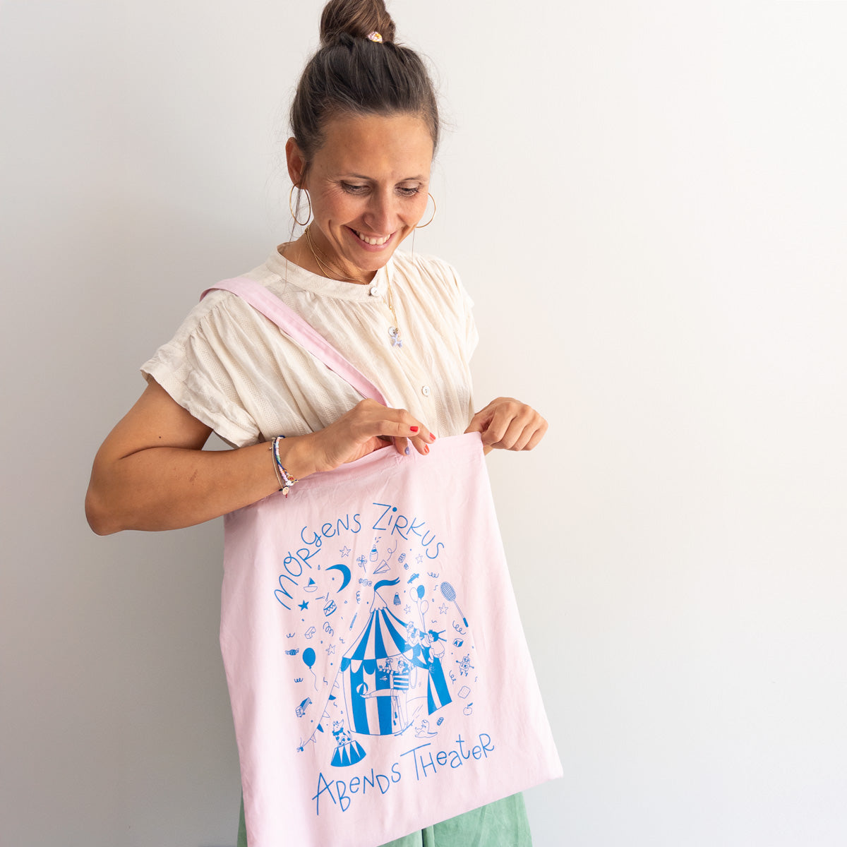Beutel "Morgens Zirkus Abends Theater"