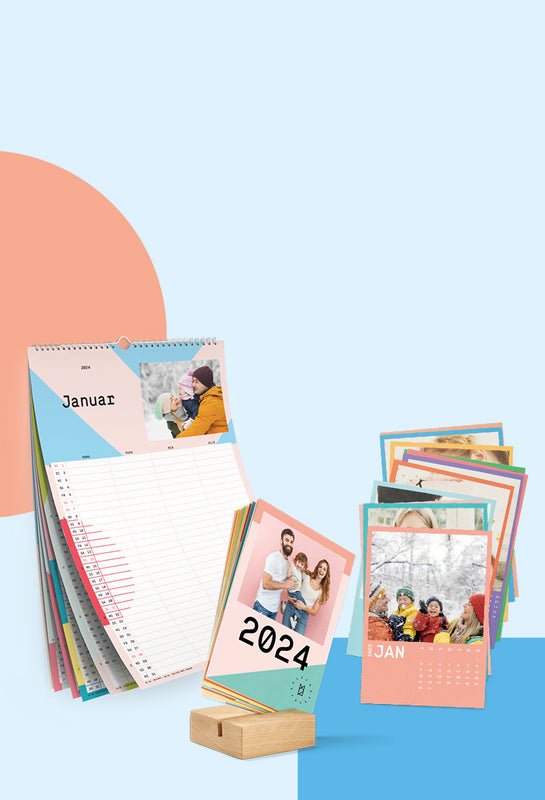 Design Fotokalender 2024 im Postkartenformat, als Tischkalender und Familienplaner — Kleine Prints