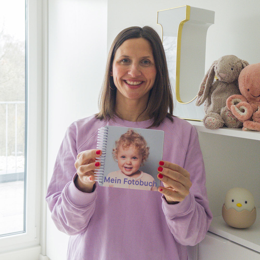 Fotobuch für Kinder & Babys: Gründerin Eva Malawska mit "Mein erstes Fotobuch"  – Kleine Prints