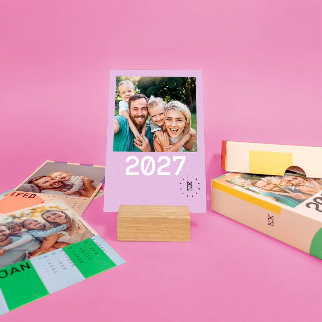 Tischkalender 2027 mit Fotos selbst gestalten — Kleine Prints